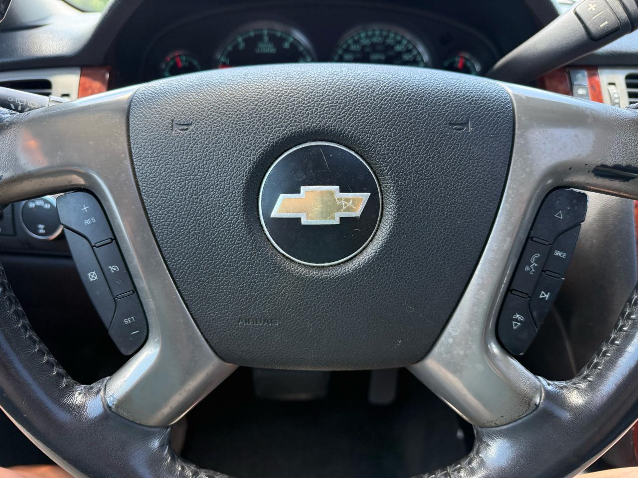 Chevrolet Tahoe LTZ 4WD 2010