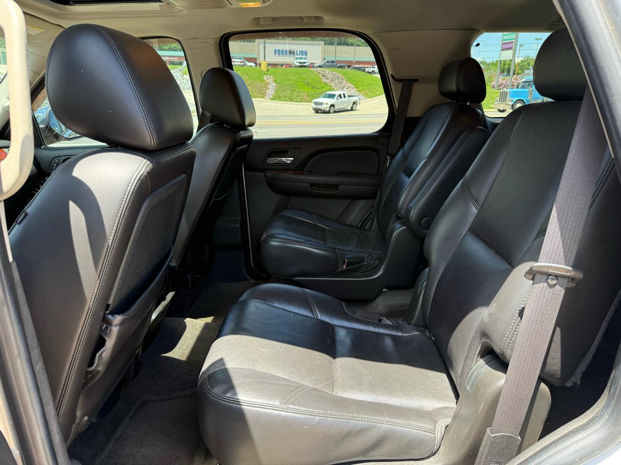 Chevrolet Tahoe LTZ 4WD 2010