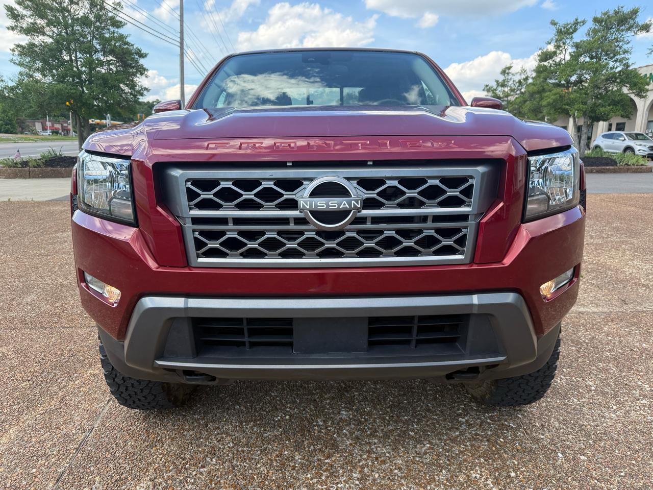 Nissan Frontier SV Crew Cab 4WD 2022