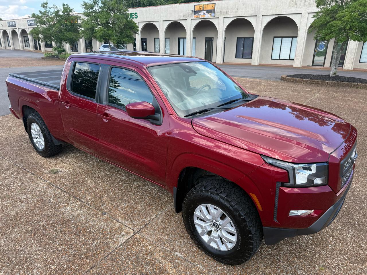 Nissan Frontier SV Crew Cab 4WD 2022