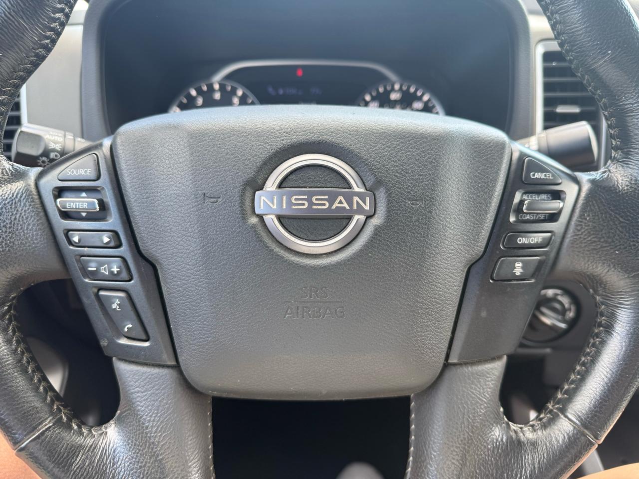 Nissan Frontier SV Crew Cab 4WD 2022