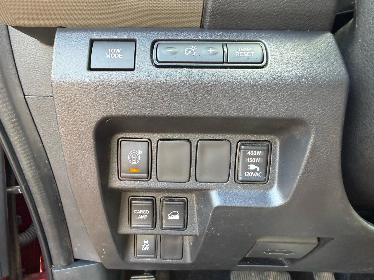 Nissan Frontier SV Crew Cab 4WD 2022