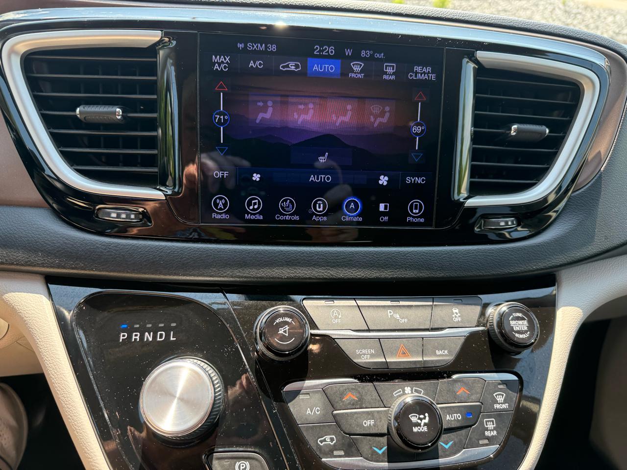 Chrysler Pacifica Touring-L 2017