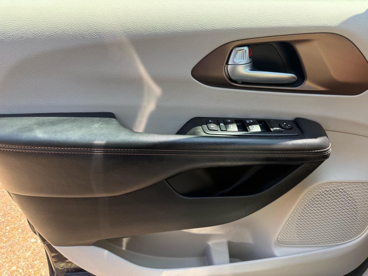 Chrysler Pacifica Touring-L 2017