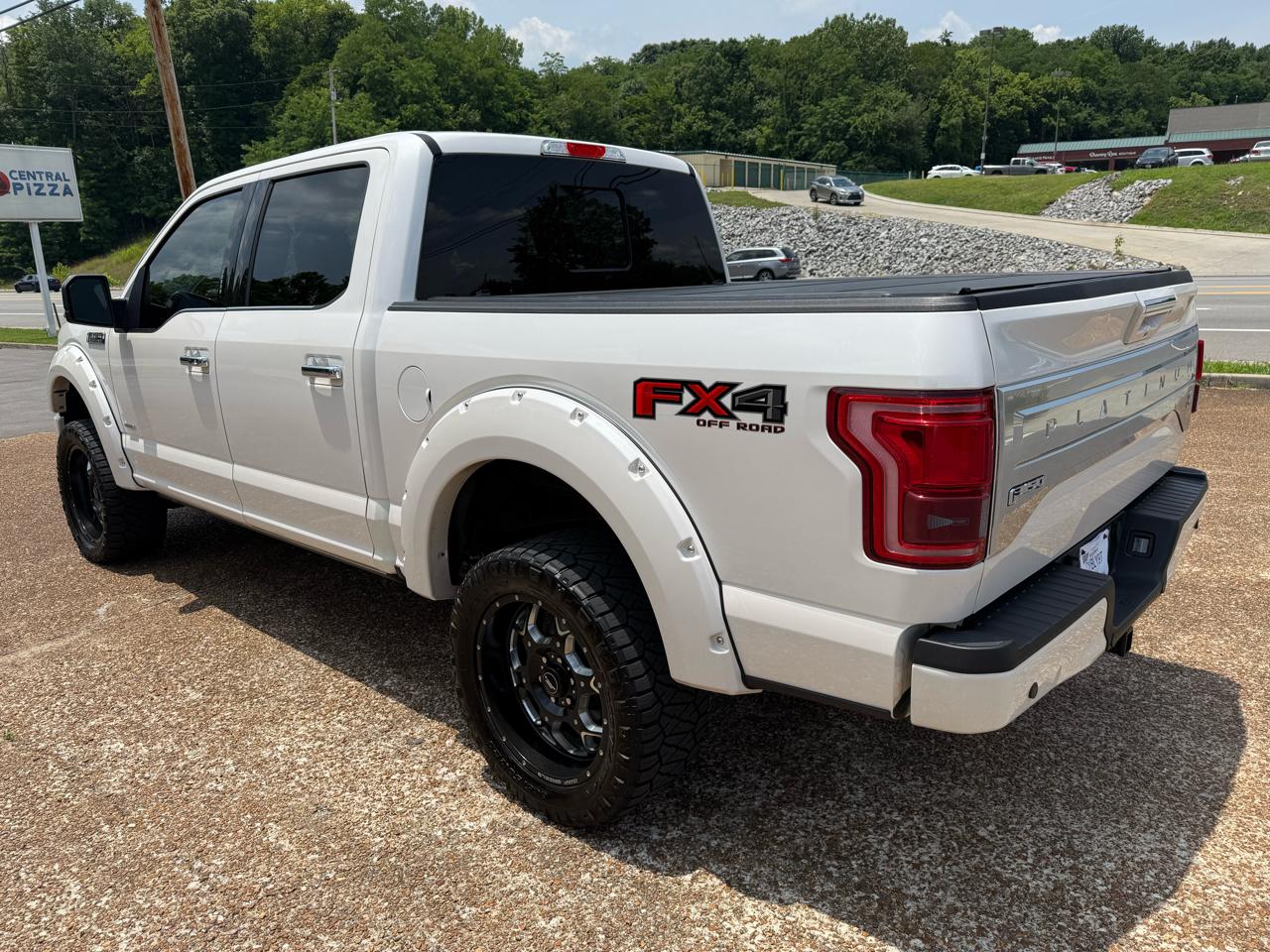 Ford F-150 Lariat SuperCrew 6.5-ft. Bed 4WD 2017