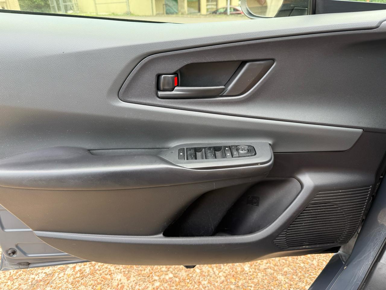 Toyota Prius LE 2024
