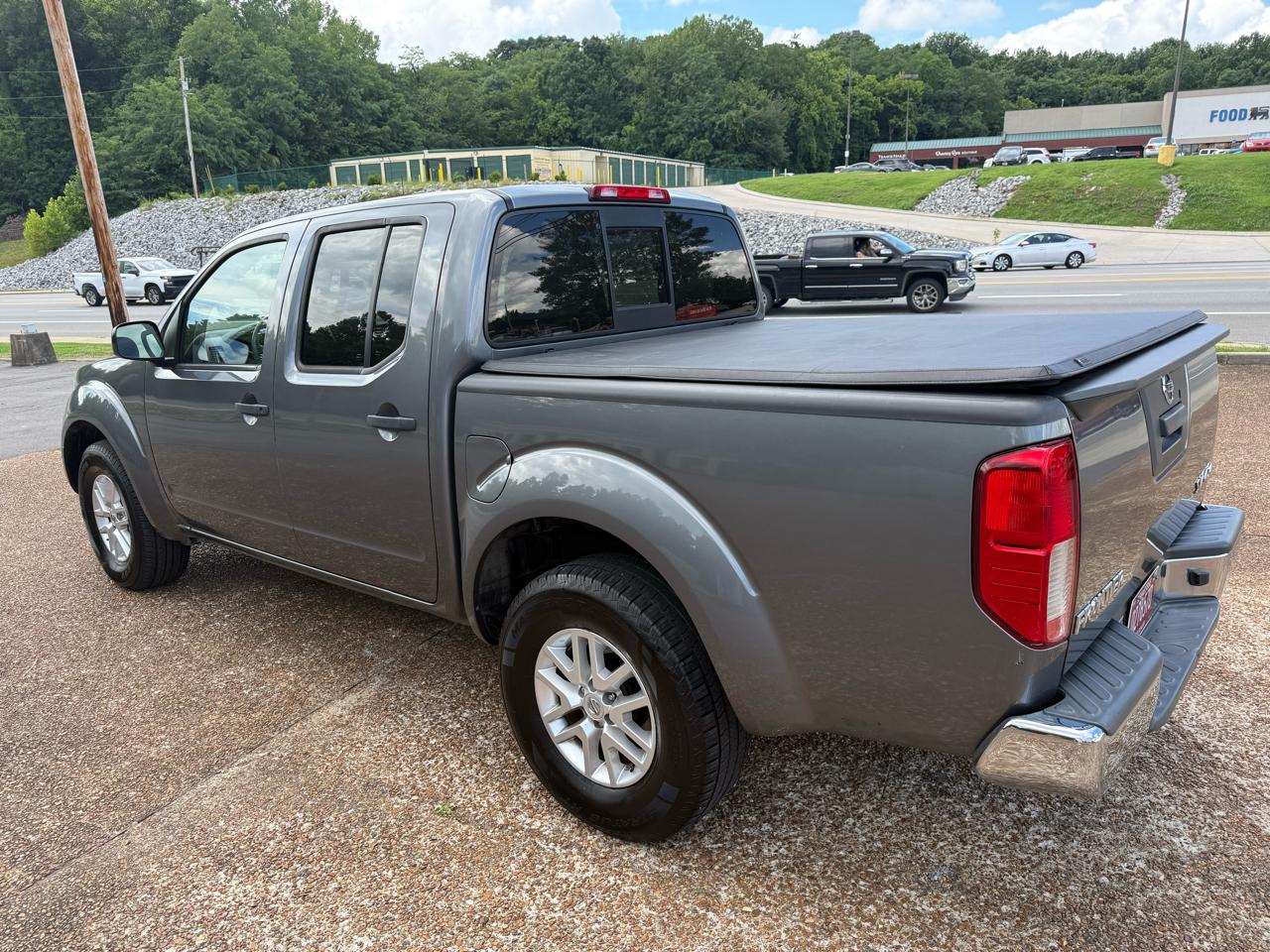 Nissan Frontier SV 2019