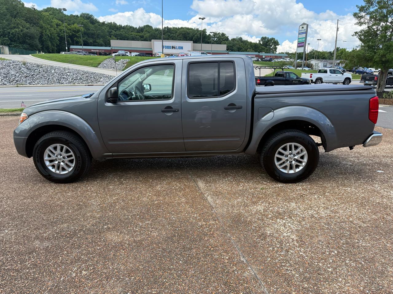 Nissan Frontier SV 2019