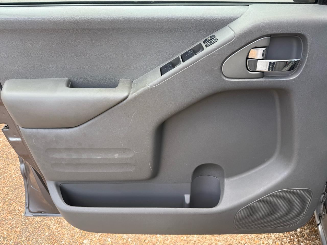 Nissan Frontier SV 2019