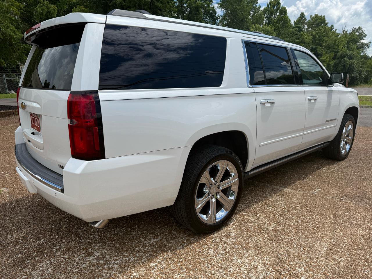 Chevrolet Suburban Premier 4WD 2017