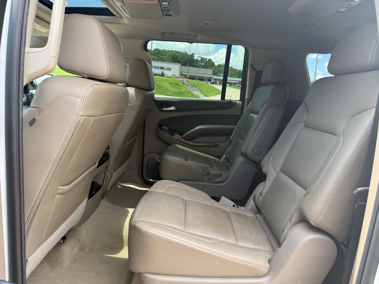 Chevrolet Suburban Premier 4WD 2017