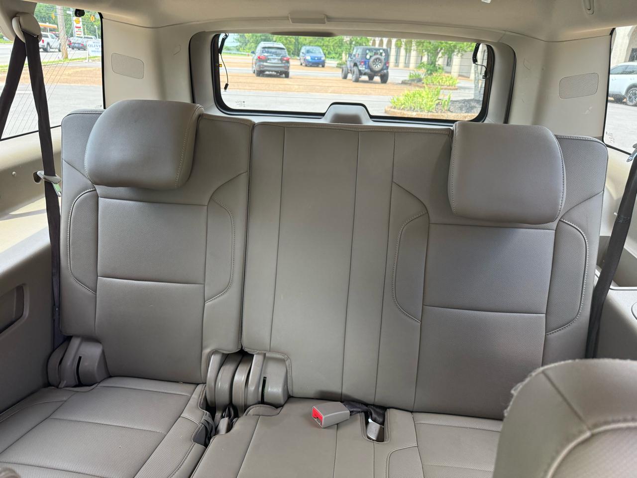 Chevrolet Suburban Premier 4WD 2017