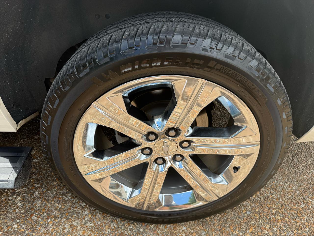 Chevrolet Suburban Premier 4WD 2017
