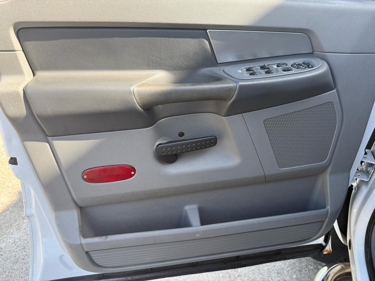 Dodge Ram 1500 SXT Quad Cab Long Bed 4WD 2008