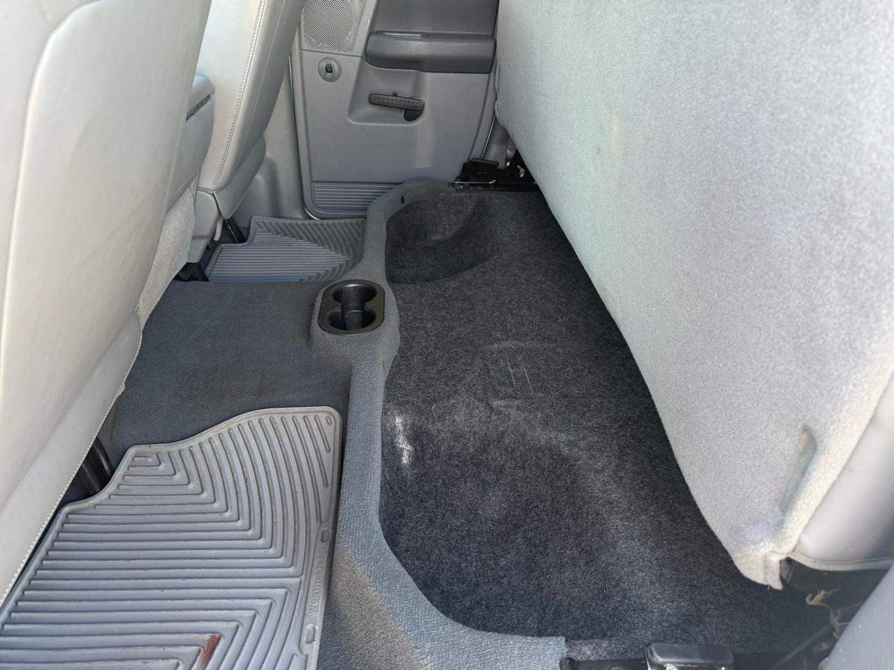 Dodge Ram 1500 SXT Quad Cab Long Bed 4WD 2008