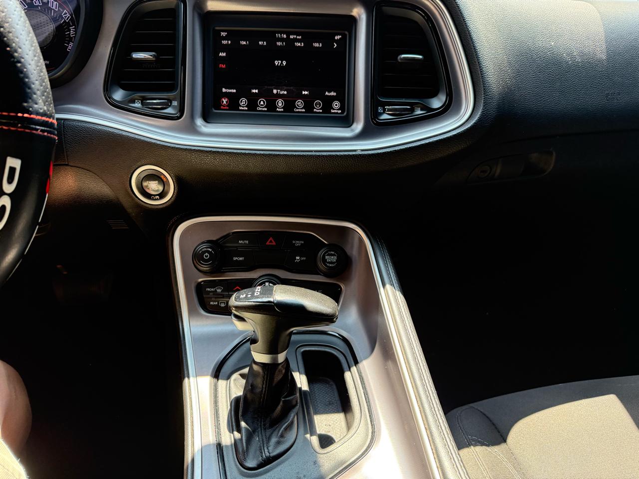 Dodge Challenger SXT 2019