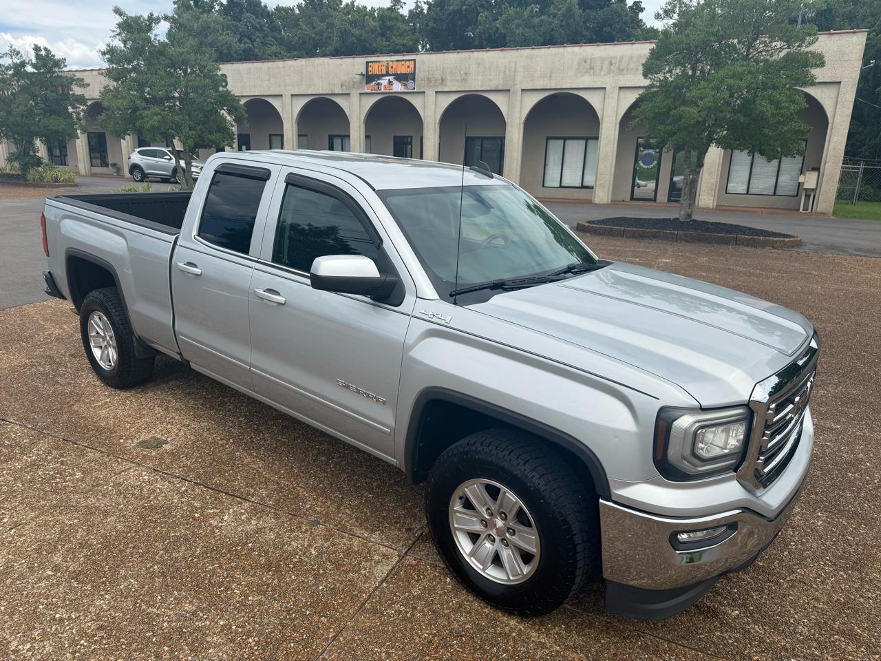 GMC Sierra 1500 SLE Double Cab 4WD 2018