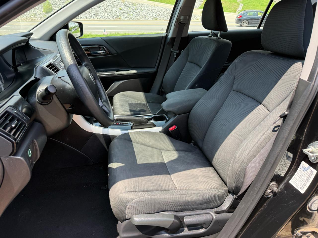 Honda Accord LX Sedan CVT 2017