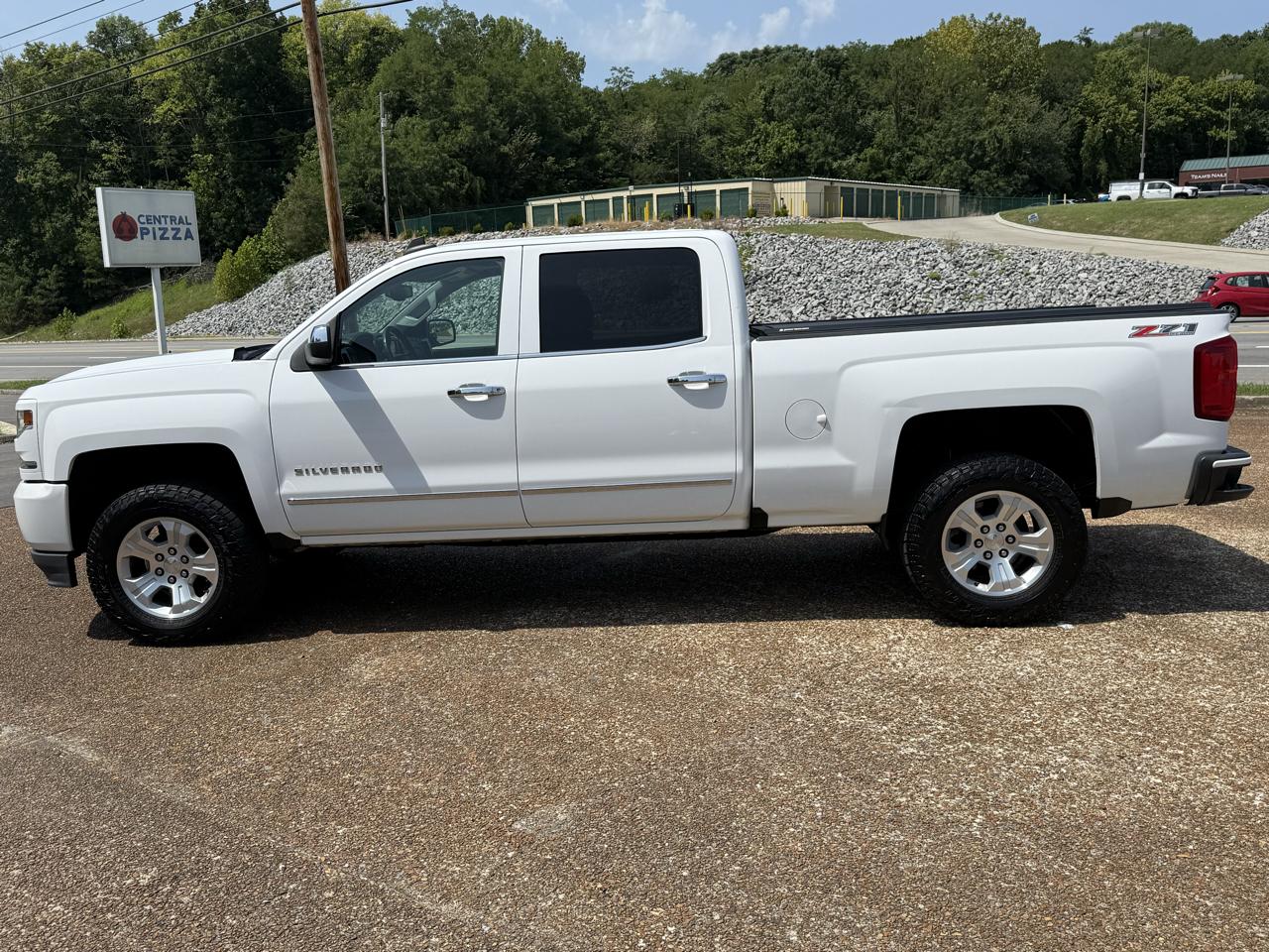 Chevrolet Silverado 1500 LTZ Crew Cab 4WD 2017