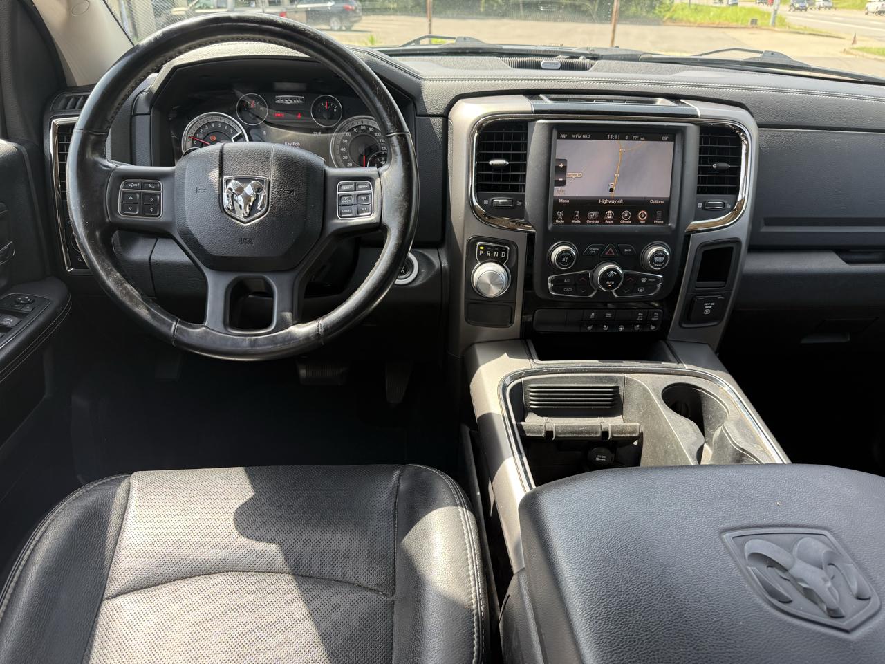 RAM 1500 Sport Crew Cab SWB 2WD 2016