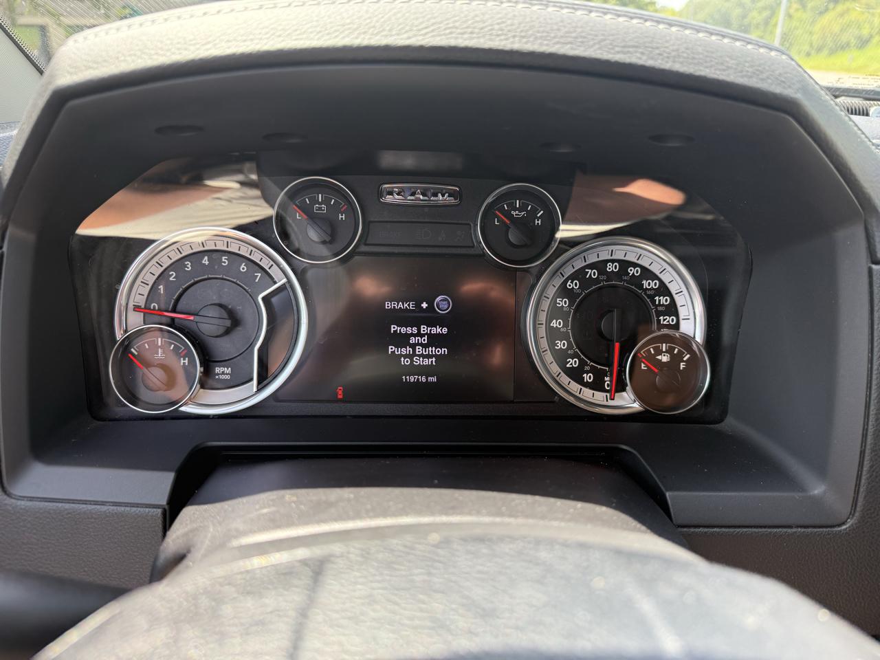 RAM 1500 Sport Crew Cab SWB 2WD 2016