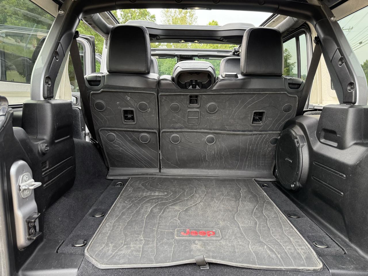 Jeep Wrangler Unlimited Sahara 2019
