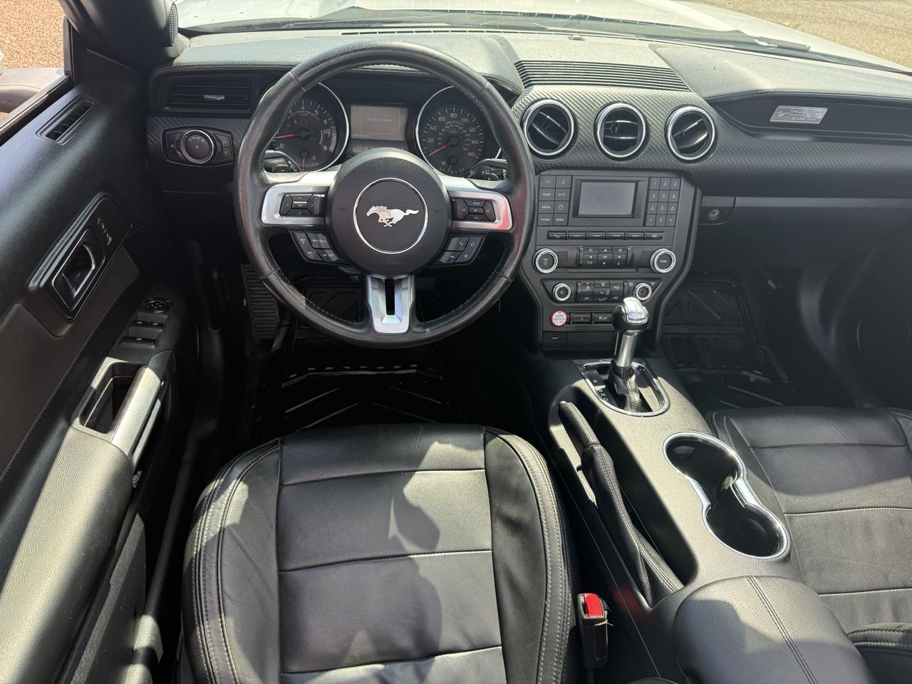 Ford Mustang V6 Convertible 2015