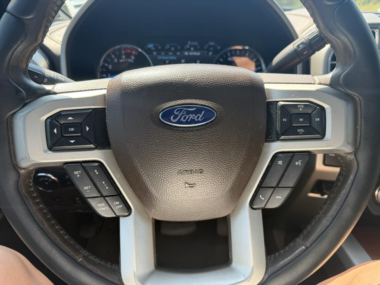 Ford F-350 SD King Ranch Crew Cab 4WD 2017