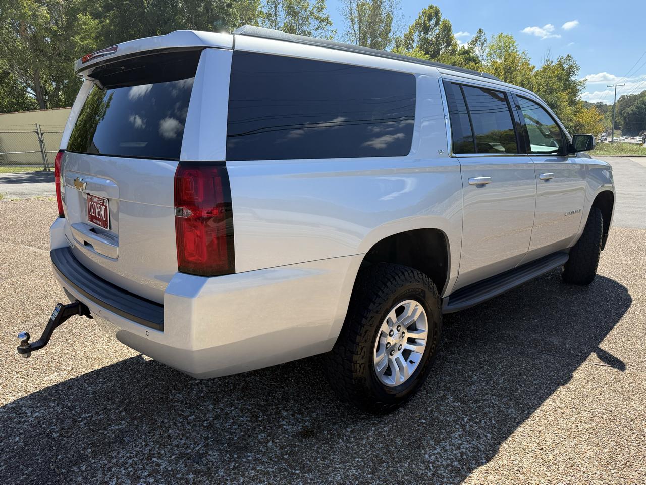 Chevrolet Suburban LT 4WD 2019