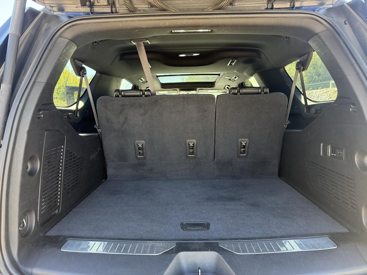 Chevrolet Suburban Premier 2021