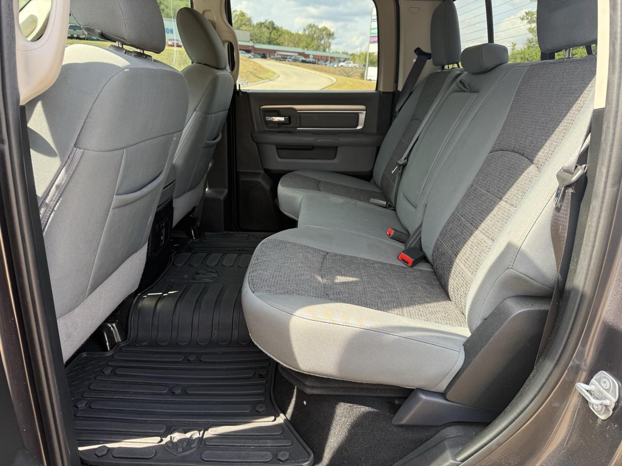 RAM 1500 SLT Crew Cab SWB 4WD 2018