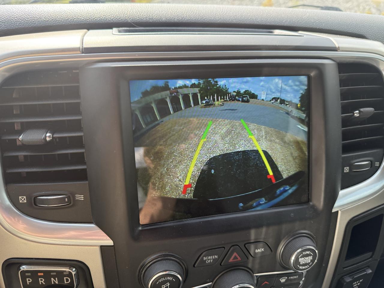 RAM 1500 SLT Crew Cab SWB 4WD 2018