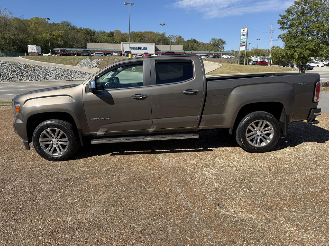 GMC Canyon SLT Crew Cab 4WD Short Box 2015