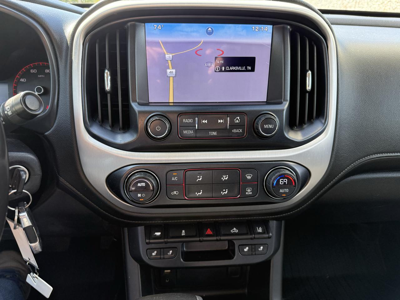 GMC Canyon SLT Crew Cab 4WD Short Box 2015
