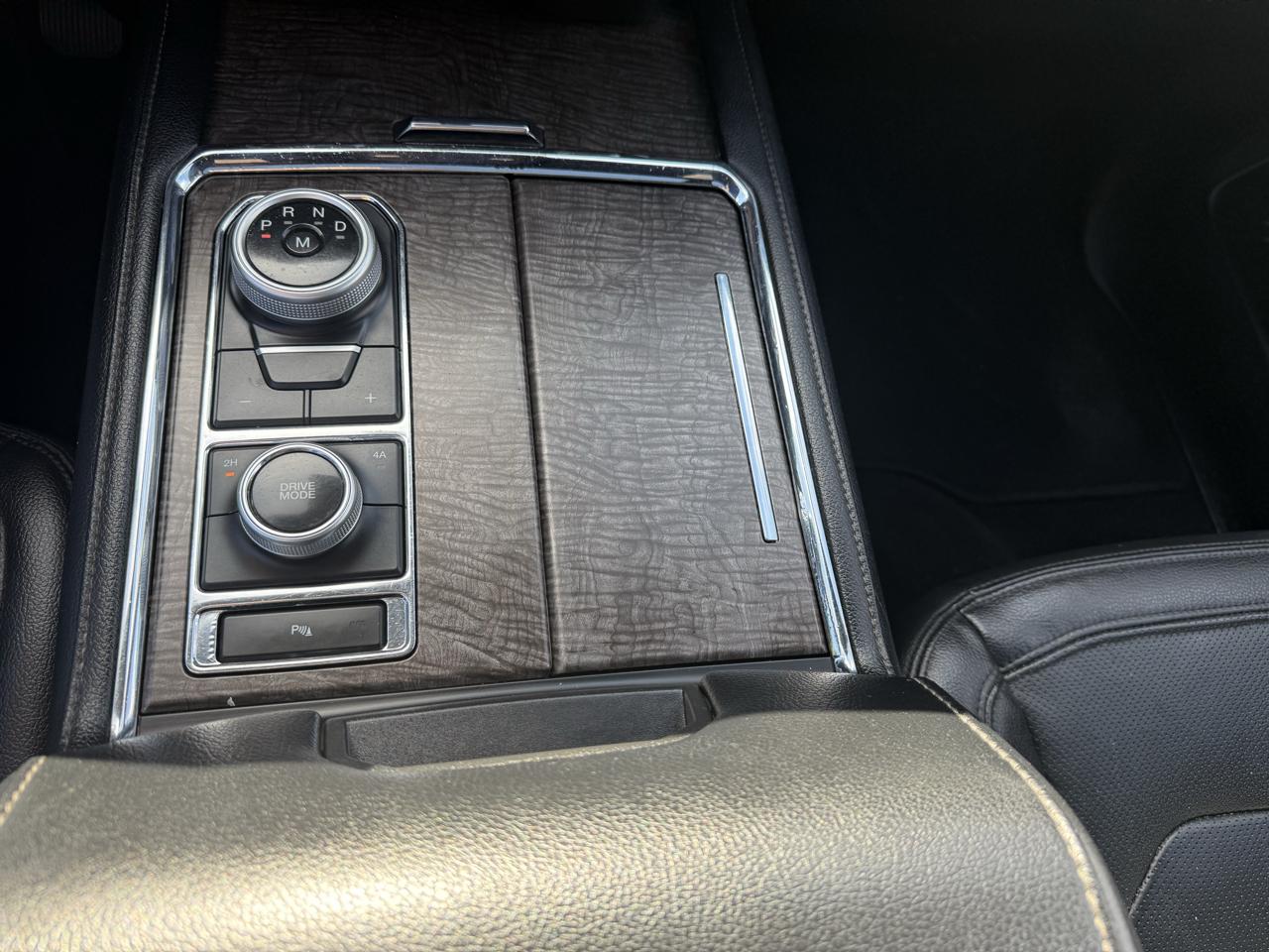 Ford Expedition MAX Limited 4WD 2021