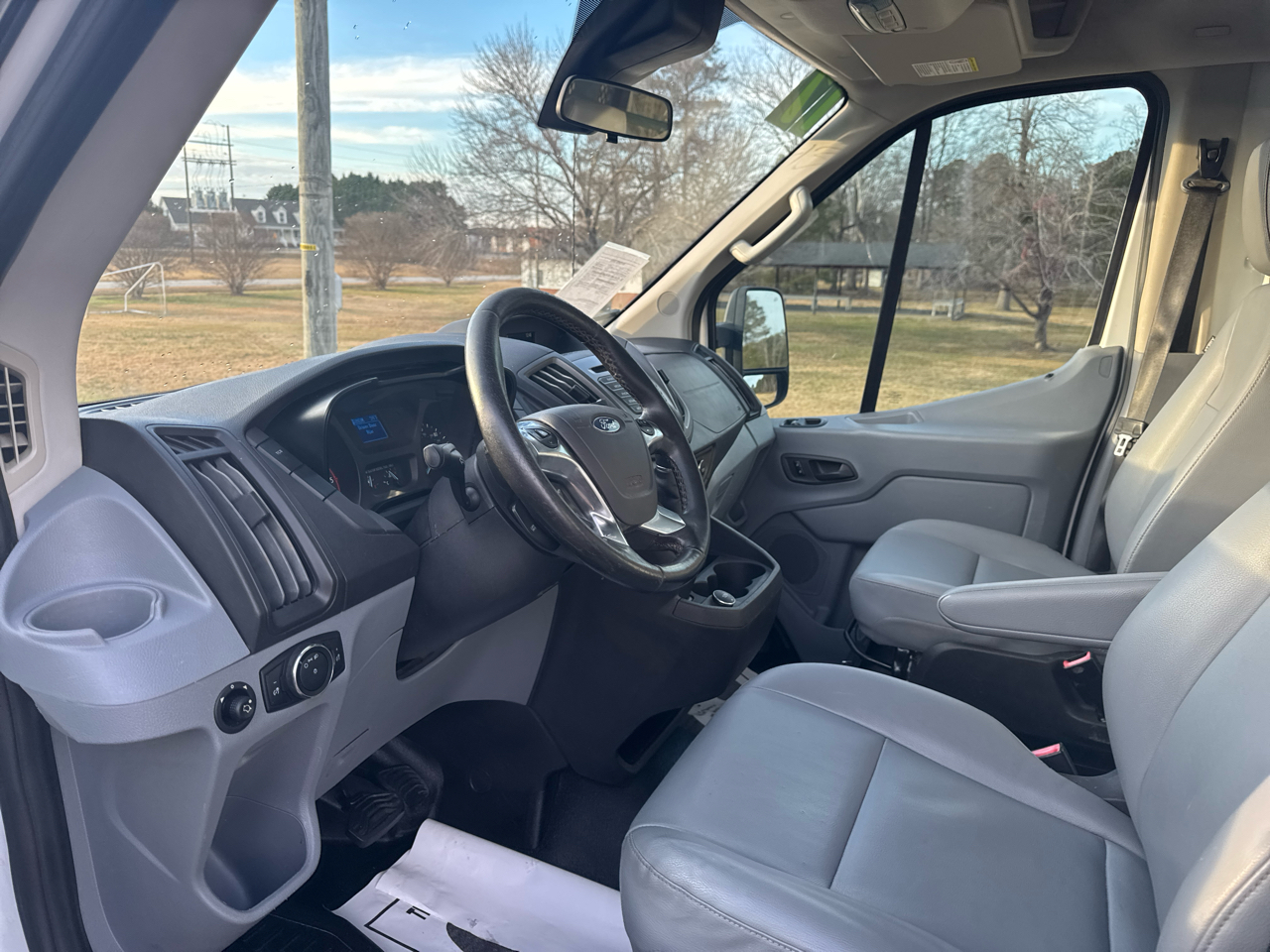 Ford Transit T-350 HD DRW 2017