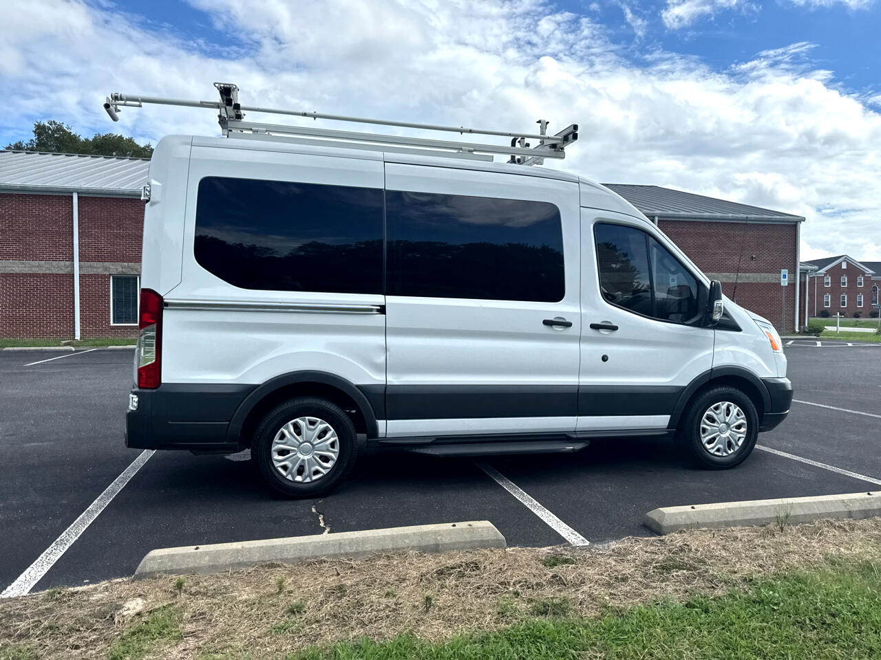 2018 Ford Transit XL photo 4