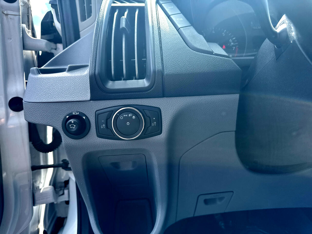 2018 Ford Transit XL photo 22
