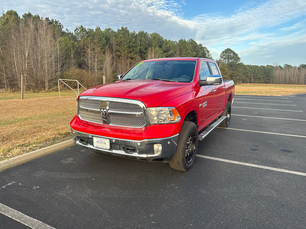 RAM 1500 SLT Crew Cab SWB 4WD 2017