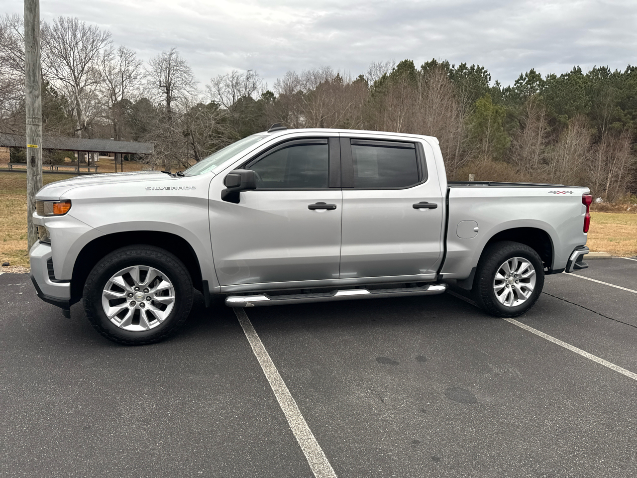 Chevrolet Silverado 1500 Custom Crew Cab Short Box 4WD 2020