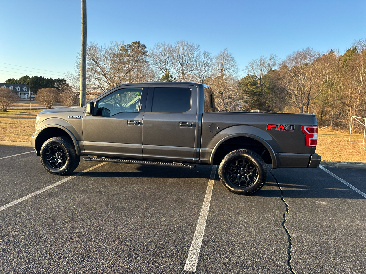 Ford F-150 XL SuperCrew 5.5-ft. Bed 4WD 2019