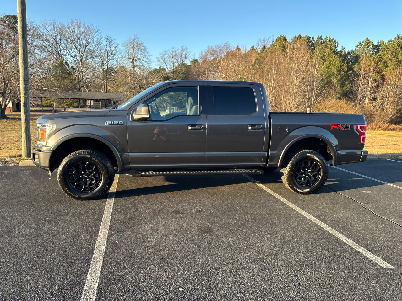 Ford F-150 XL SuperCrew 5.5-ft. Bed 4WD 2019
