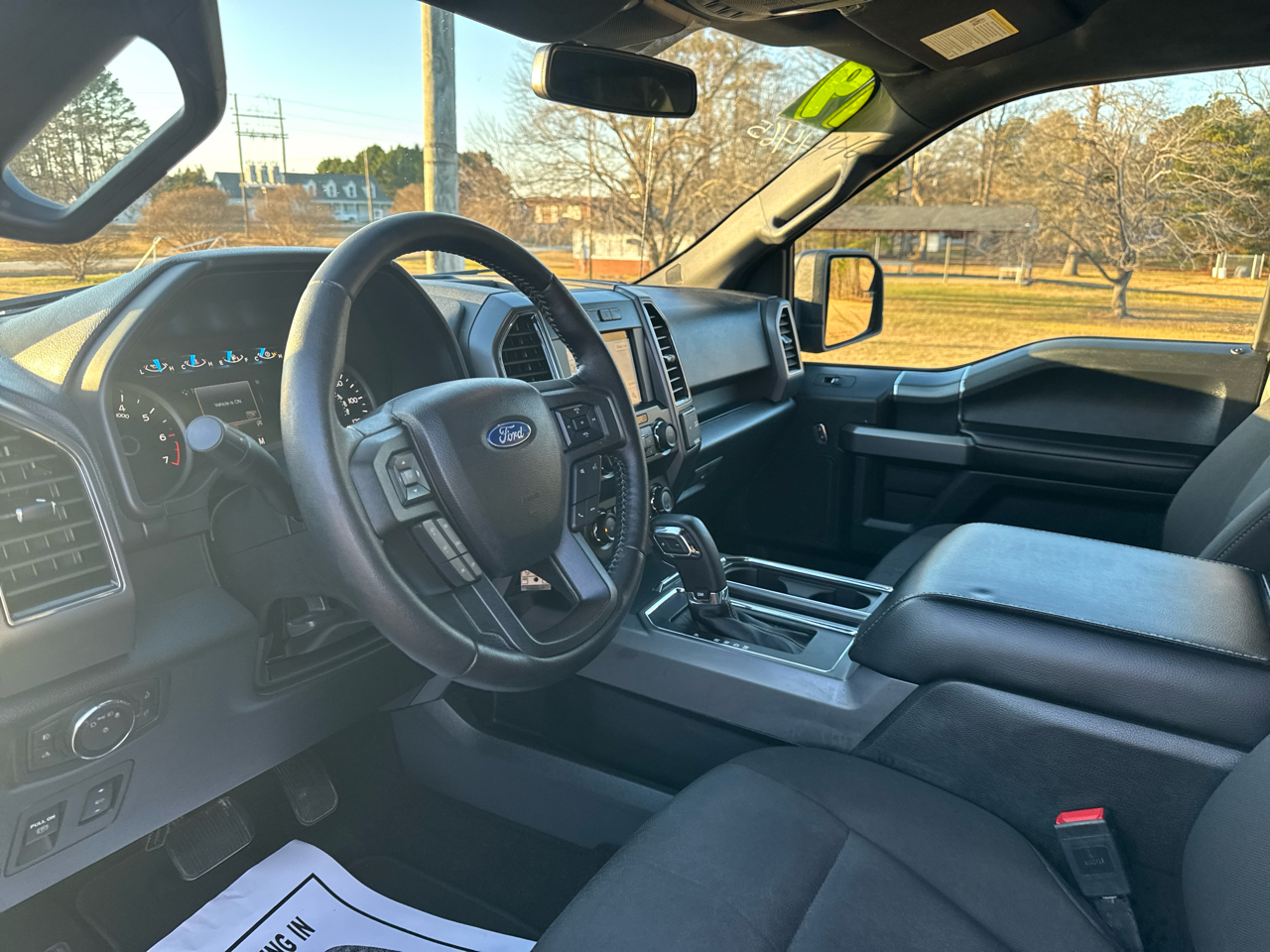 Ford F-150 XL SuperCrew 5.5-ft. Bed 4WD 2019
