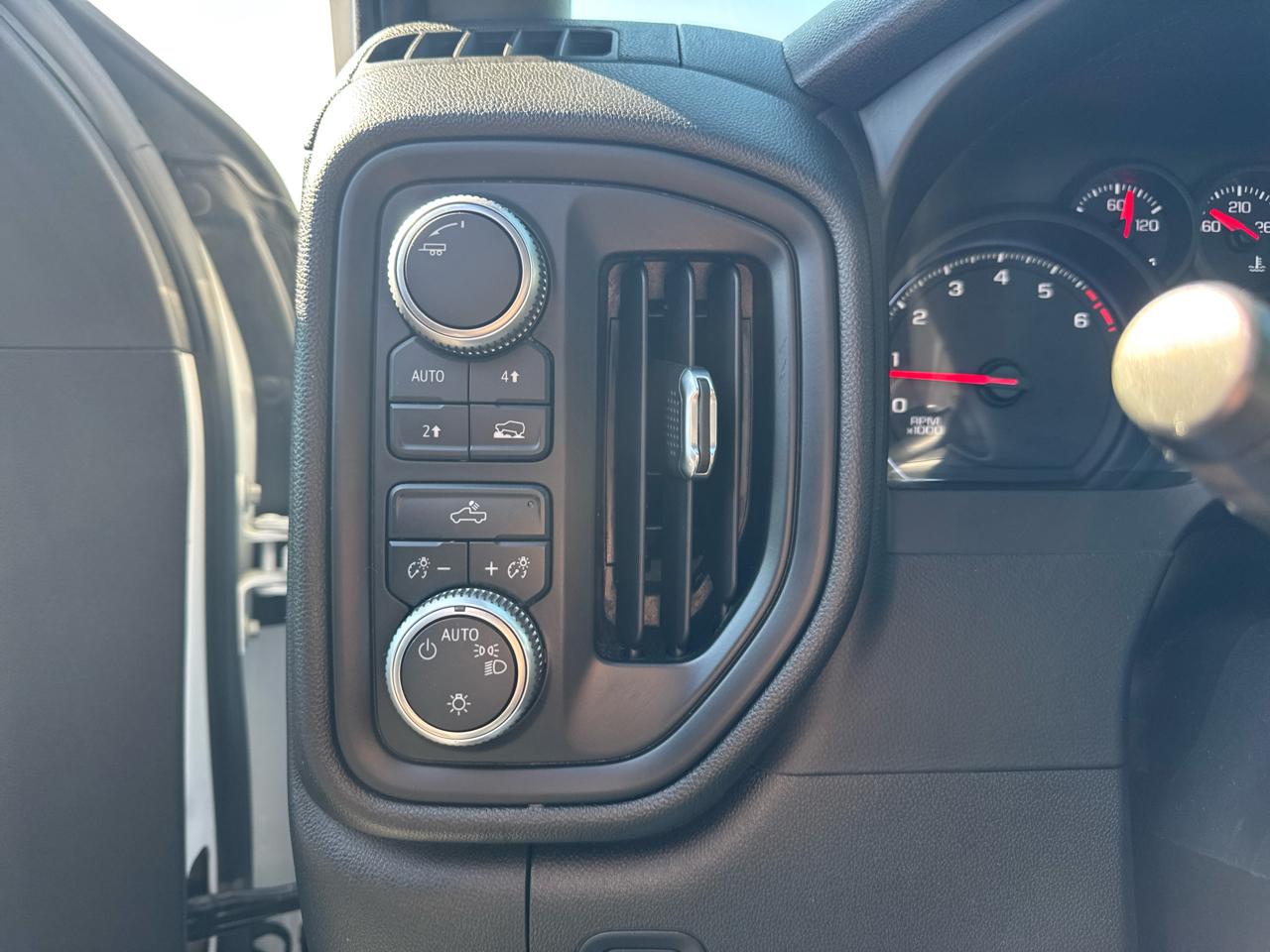 GMC Sierra 1500 Base Double Cab 4WD 2020