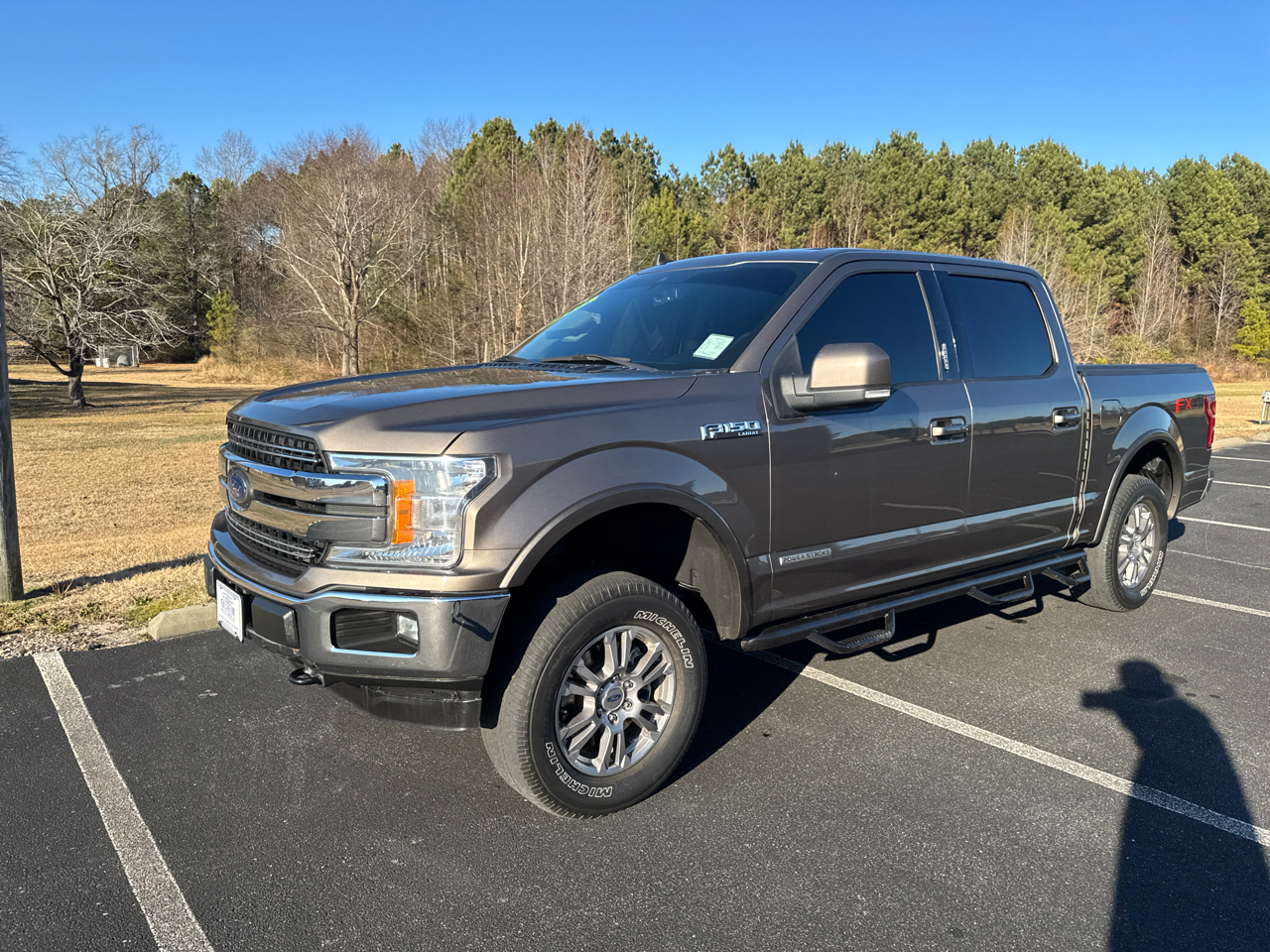 Ford F-150 4WD SuperCrew 139" Lariat 2019