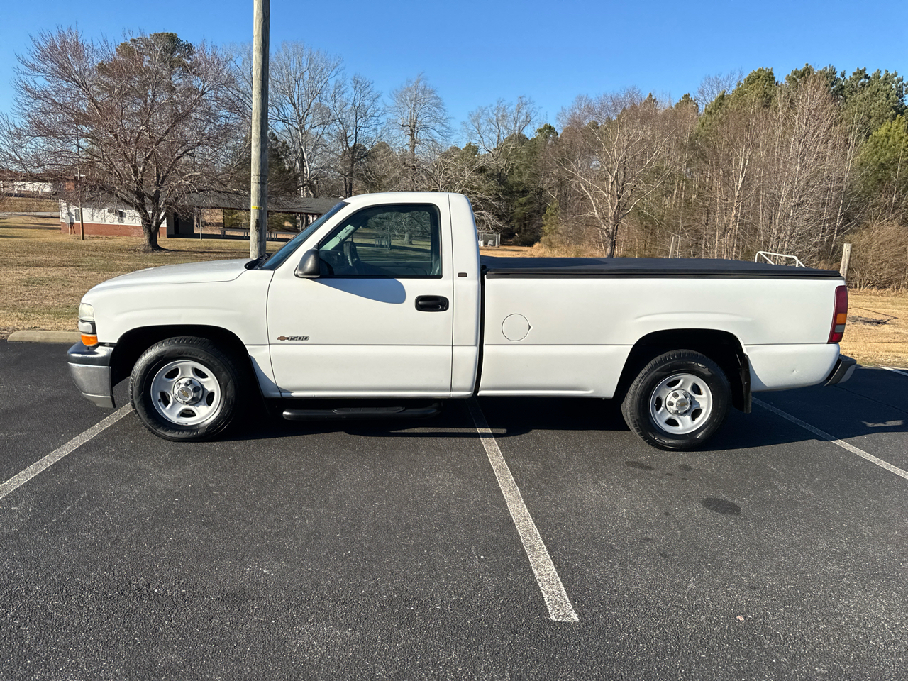 Chevrolet Silverado 1500 Reg. Cab Short Bed 2WD 2000
