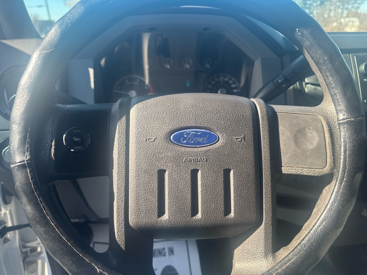 Ford F-550 Crew Cab DRW 2WD 2015