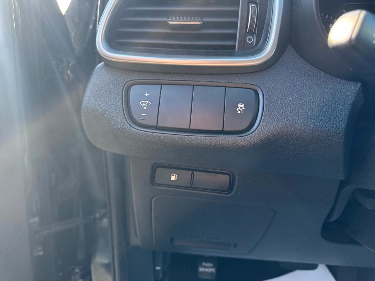 Kia Sorento LX 2WD 2016