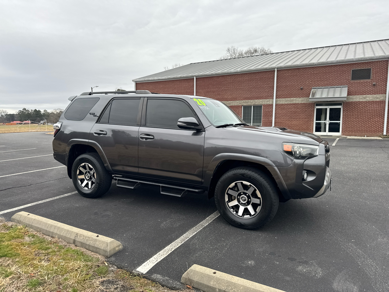 Toyota 4Runner SR5 4WD 2020