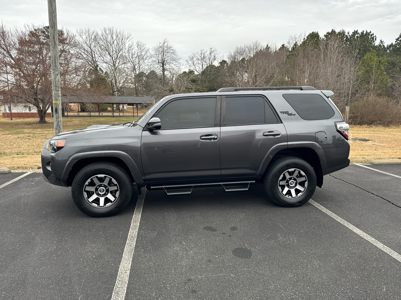 Toyota 4Runner SR5 4WD 2020